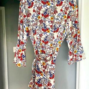 New Annabelle floral wrap dress in medium